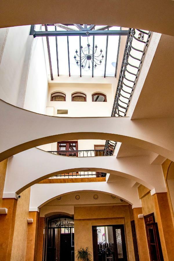 Gościniec Asticus Jarosław Exterior foto